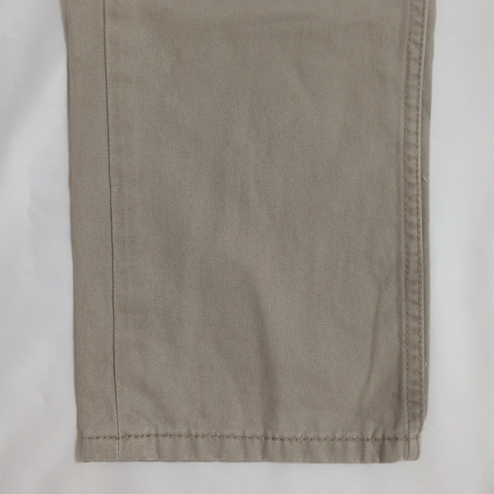 Levi's 514 Straight Fit Jeans, Size 28x32 Color Chinchilla